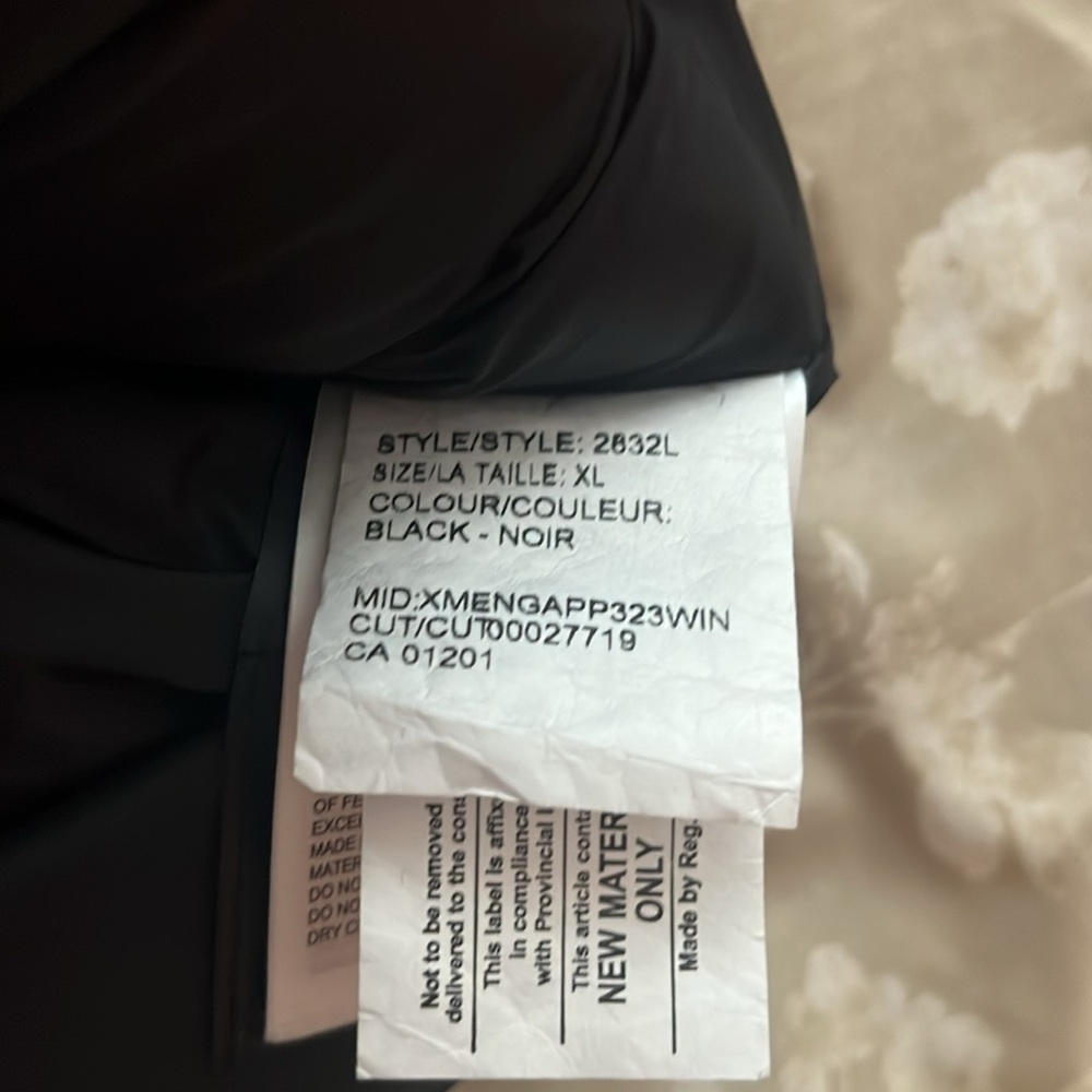Canada Goose Black Puffer Vest Size XL - Picture 5 of 11